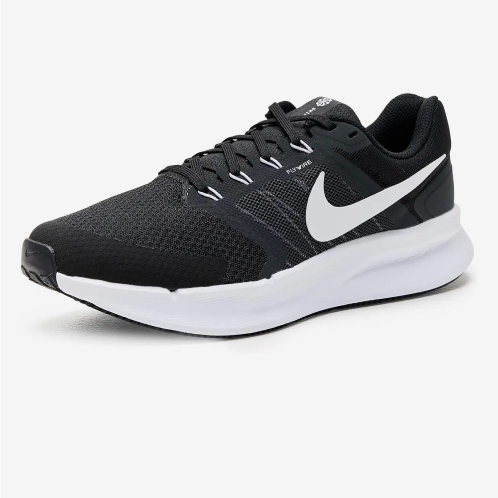 Brand new Nike Run Swift 3 size 7.5